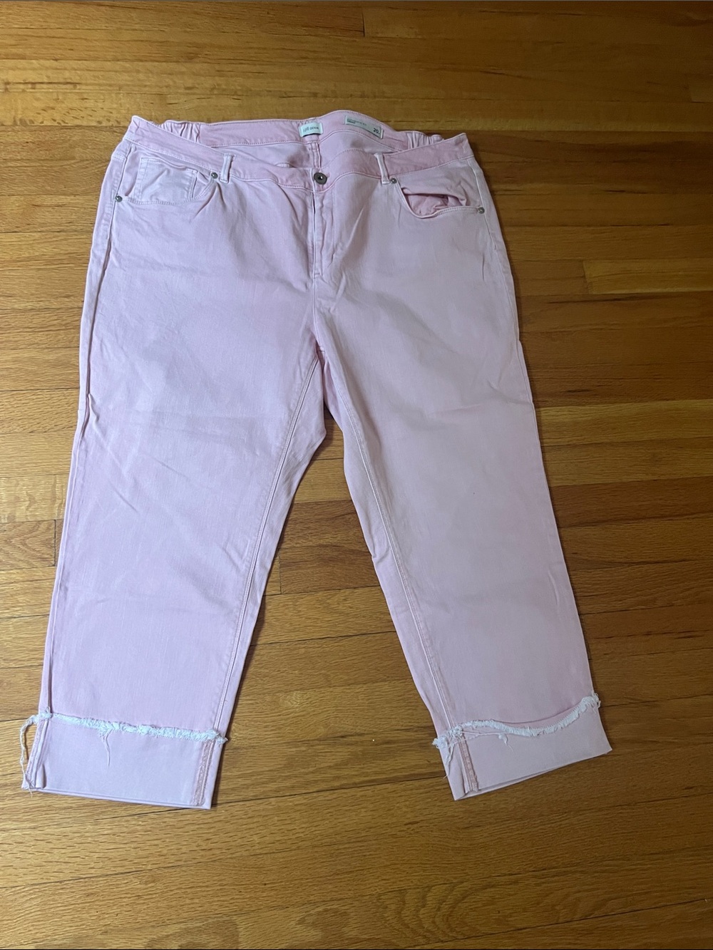 J Jill Women’s Light Pink Cropped Jeans